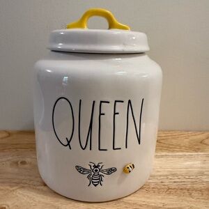 Rae Dunn Artisan Collection Chubby Queen Bee Canister